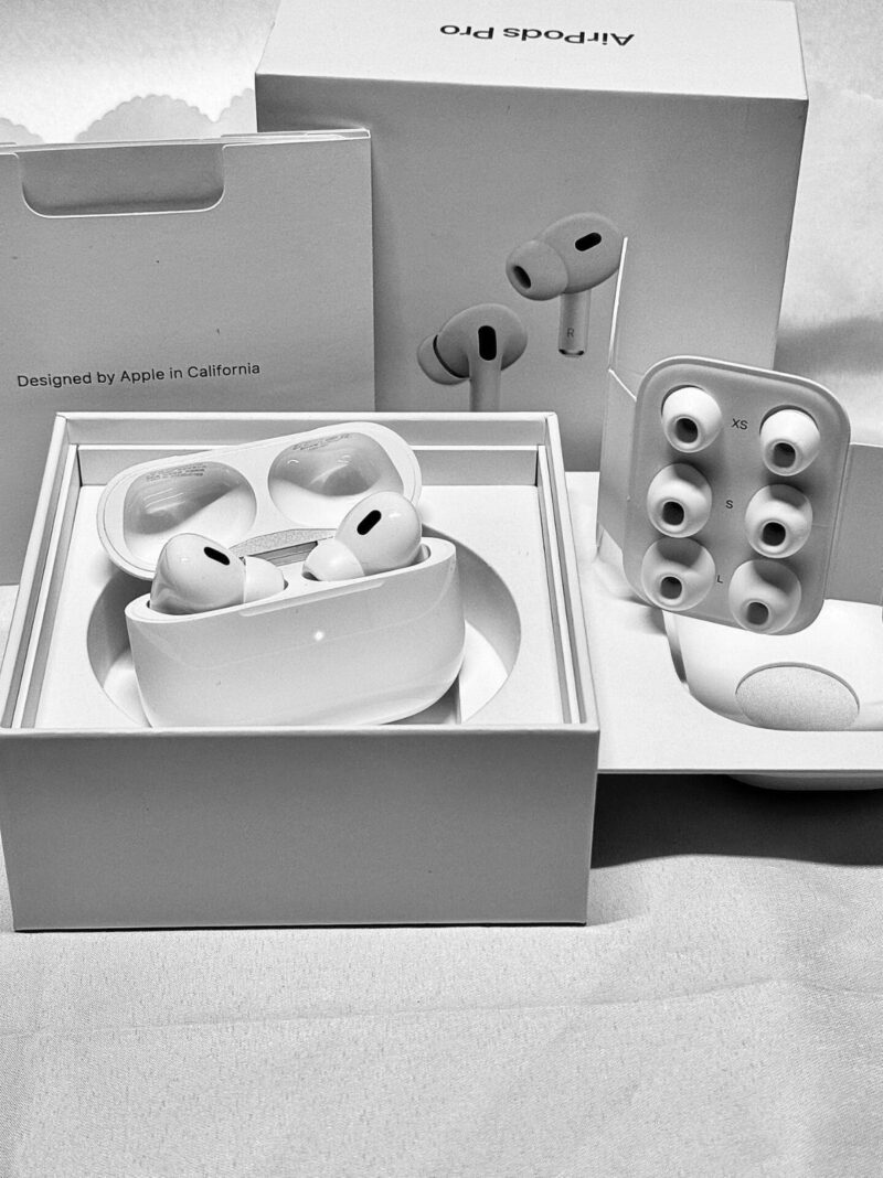 AIRPODS PRO (2nd GENERATION)