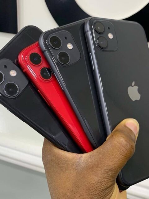 iPhone 11 64GB (UK Used / Fresh in Box)