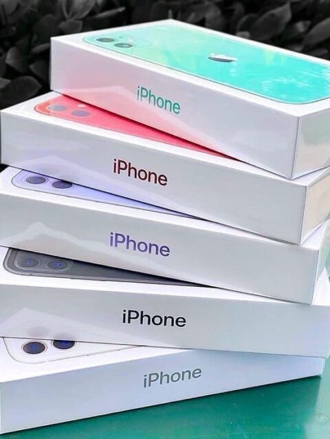 iPhone 11 128GB UK Used / Fresh in Box