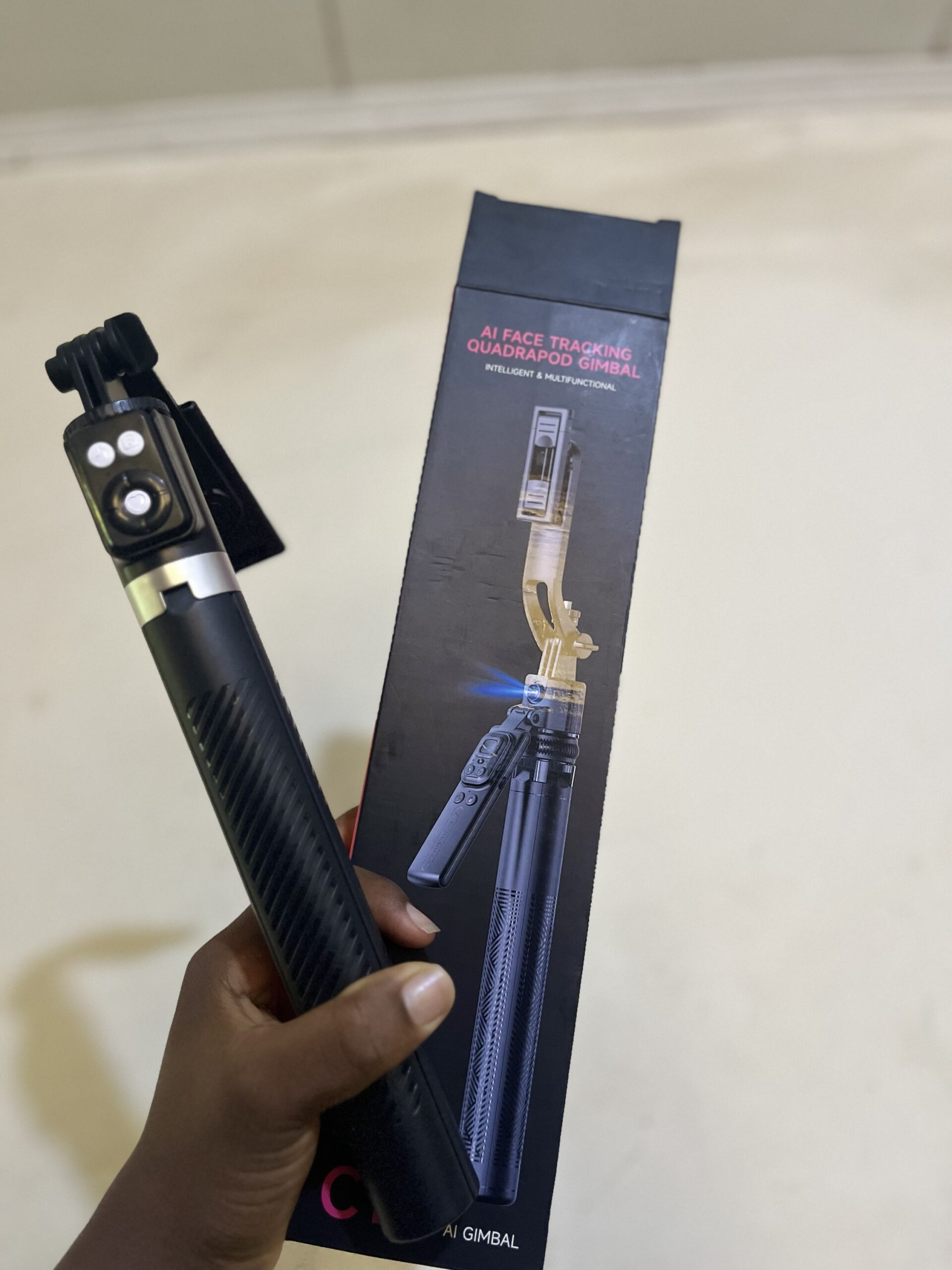 AI FACE TRACKING TRIPOD STAND