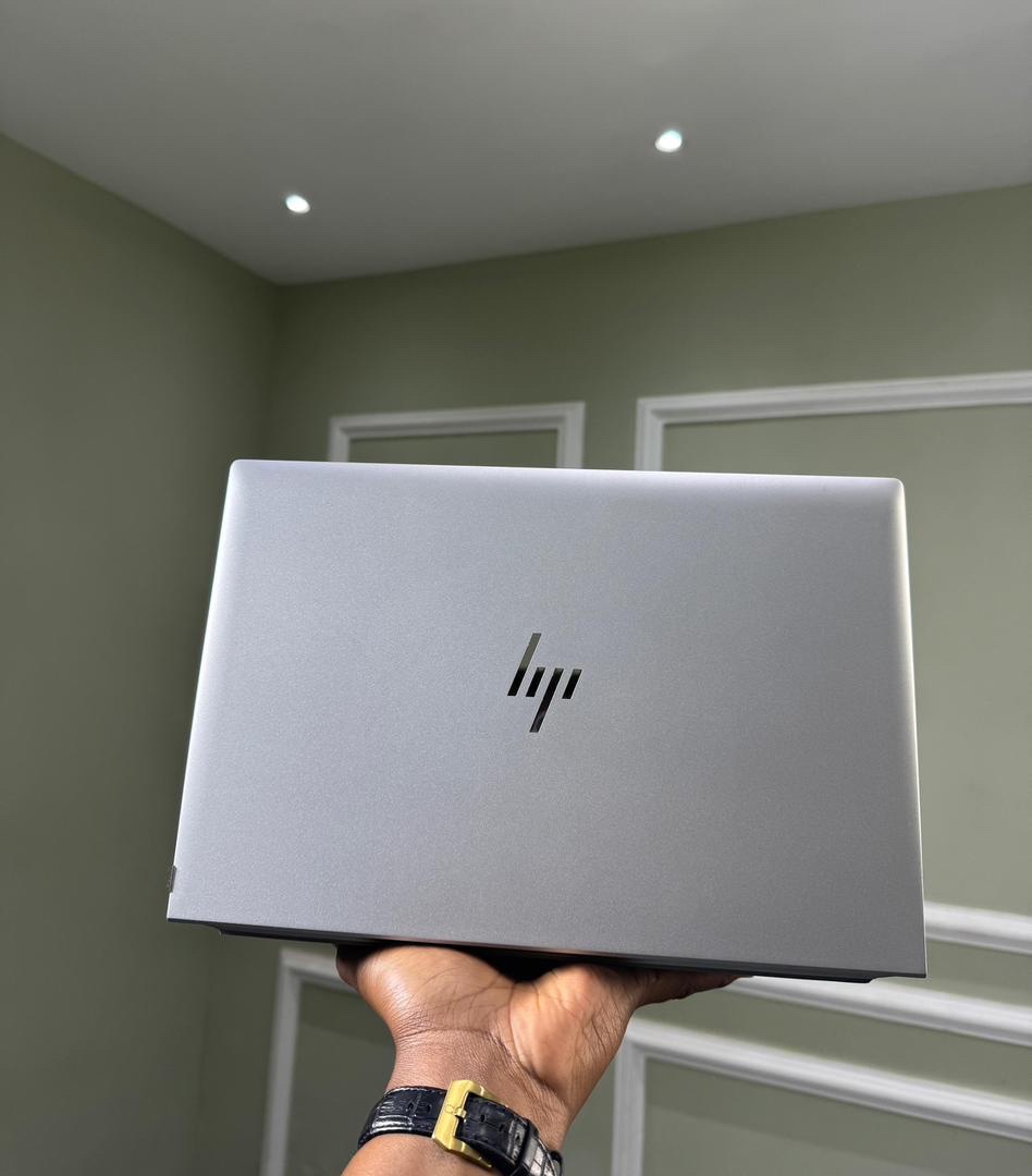 HP ELITEBOOK 840 G7 TOUCHSCREEN - Image 4