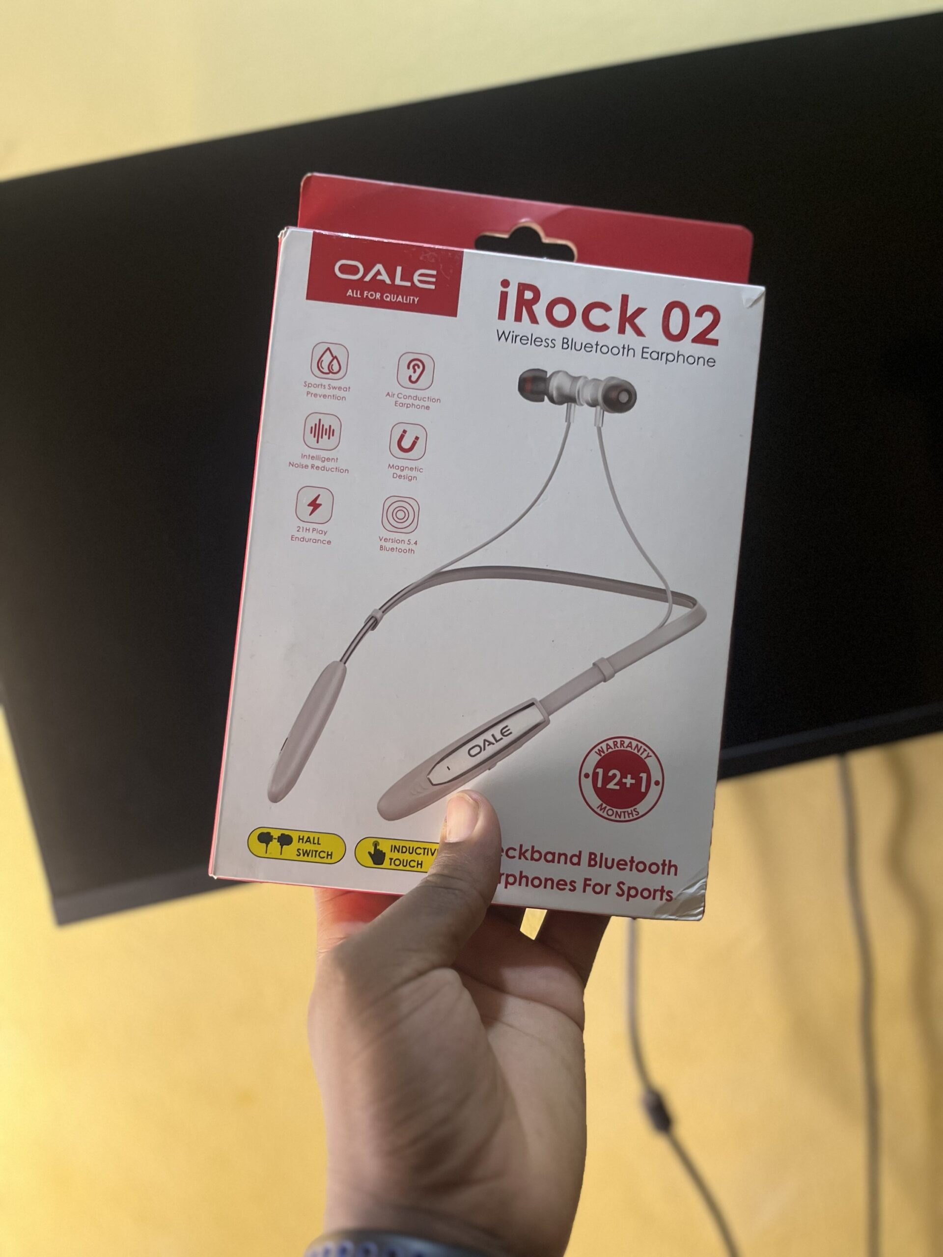OALE iRock 02 Wireless Bluetooth Earphone - Image 2