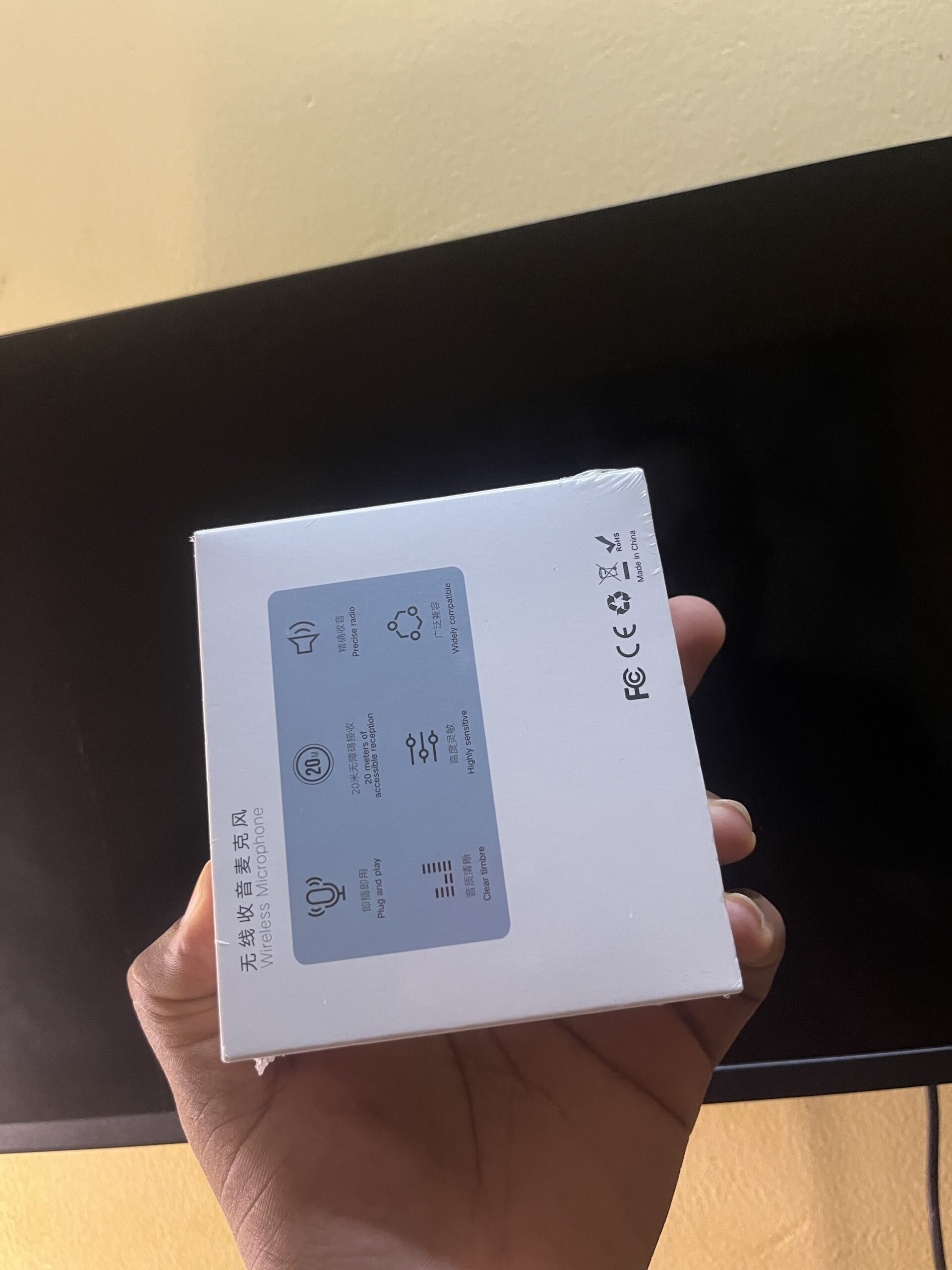 Dual Wireless Microphone Kit - Image 3