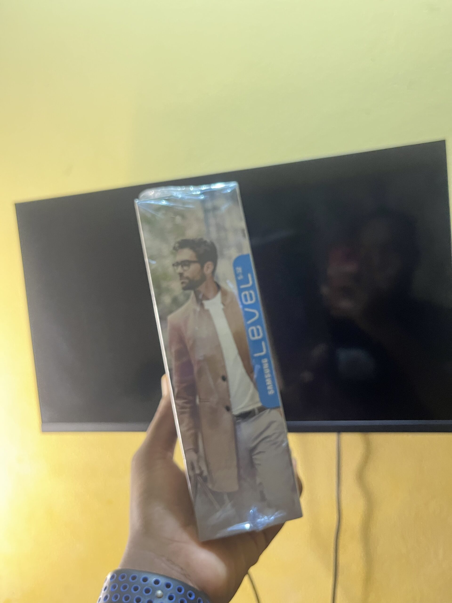 Samsung Level S-12 Head Bluetooth Headset - Image 2