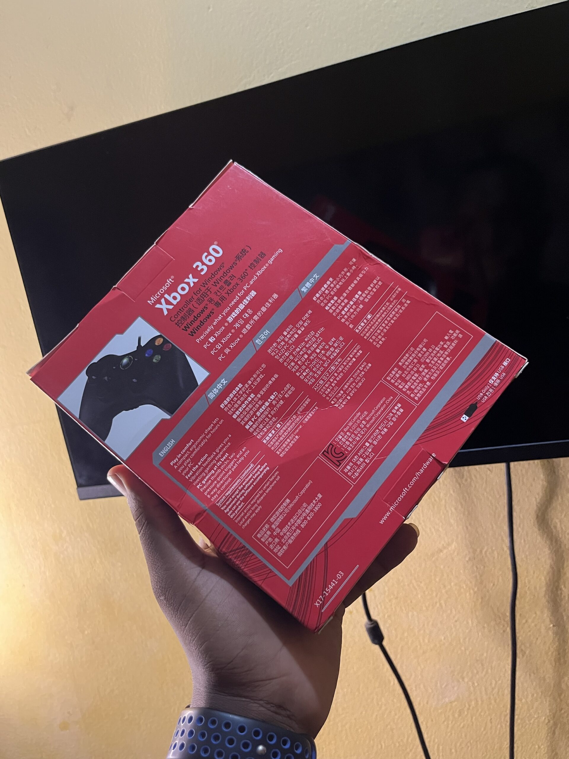 XBOX 360 controller with cord - Image 2