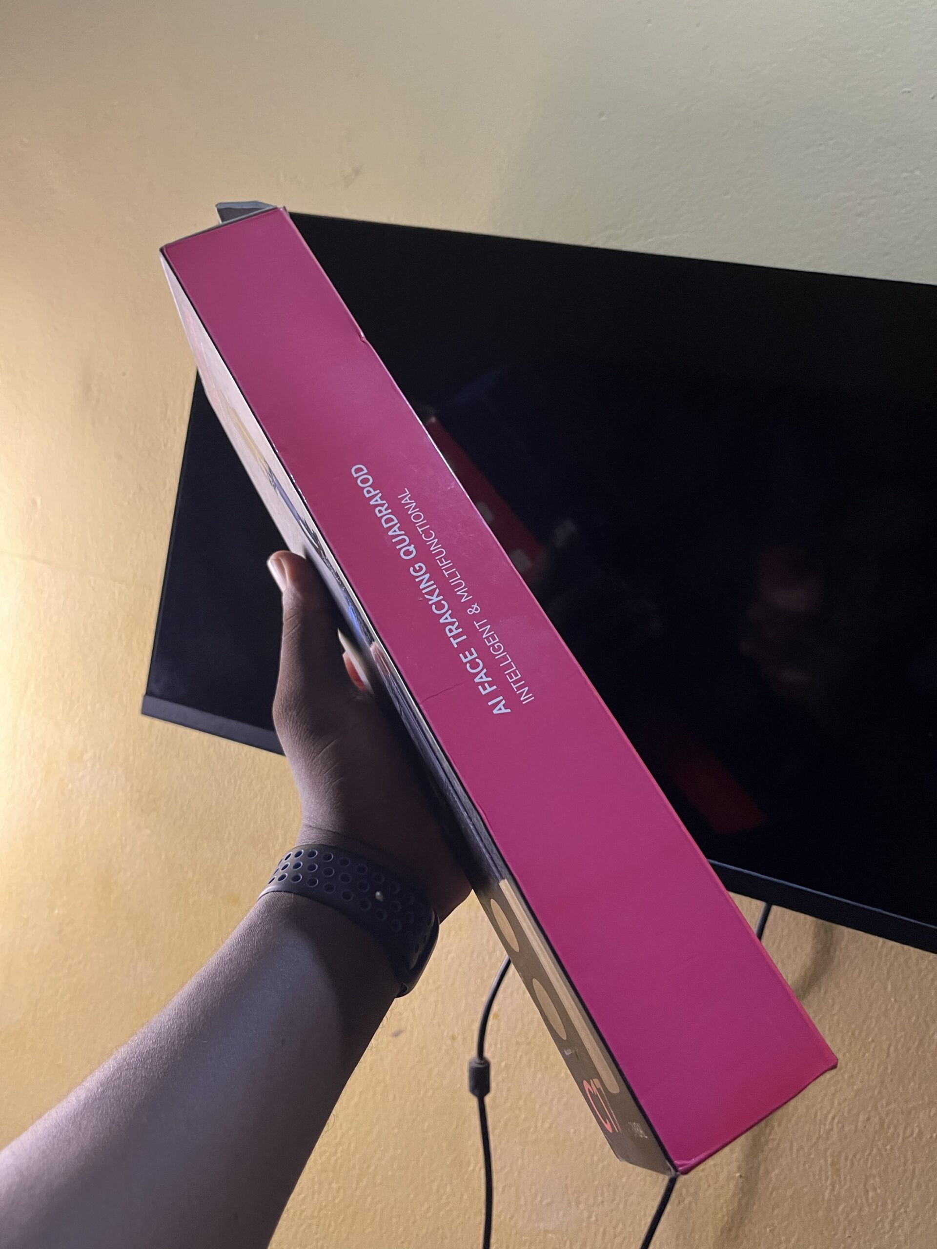 AI face tracking quadrapod gimbal