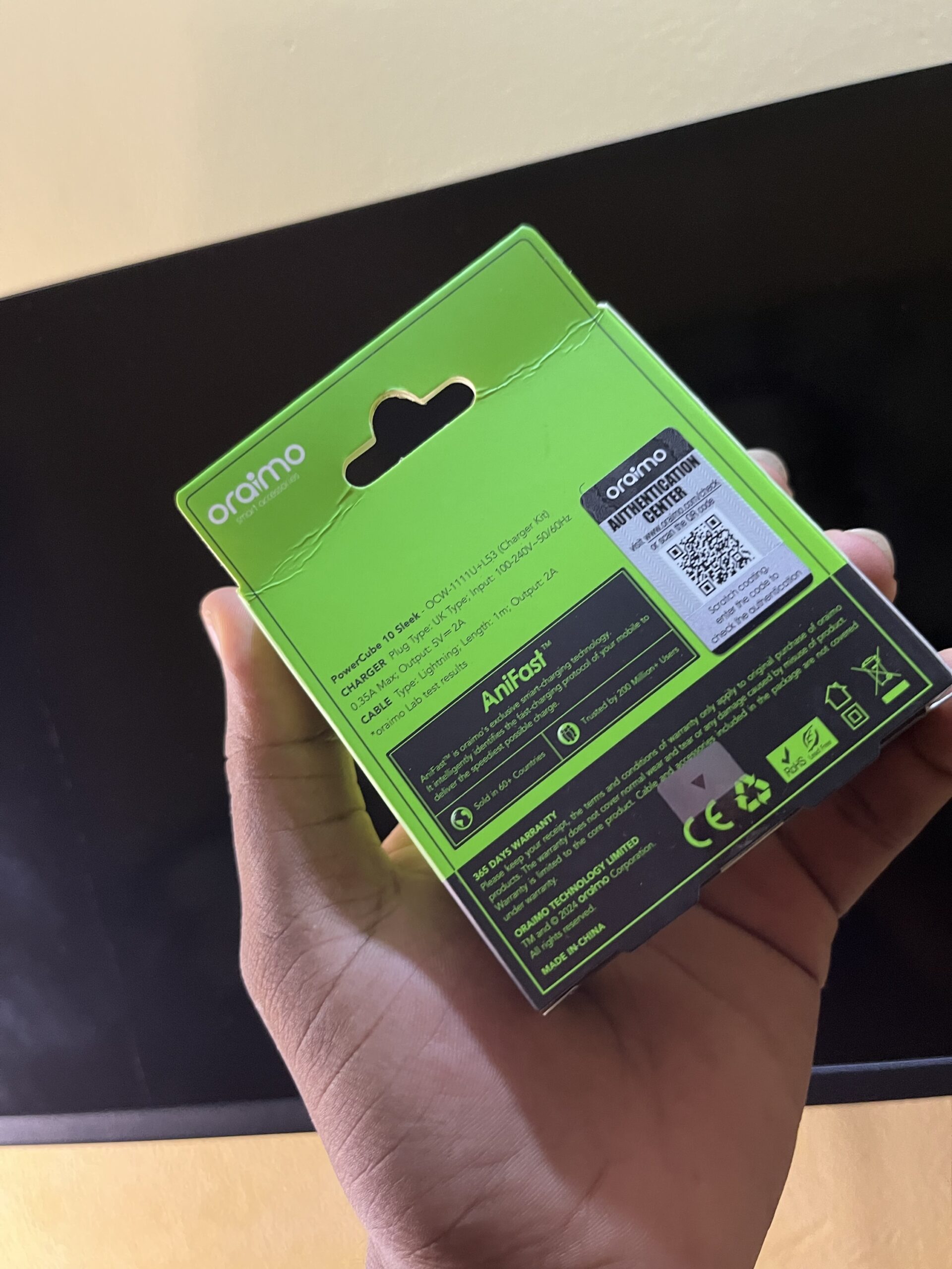 Oriamo USB to iPhone C complete charger - Image 3