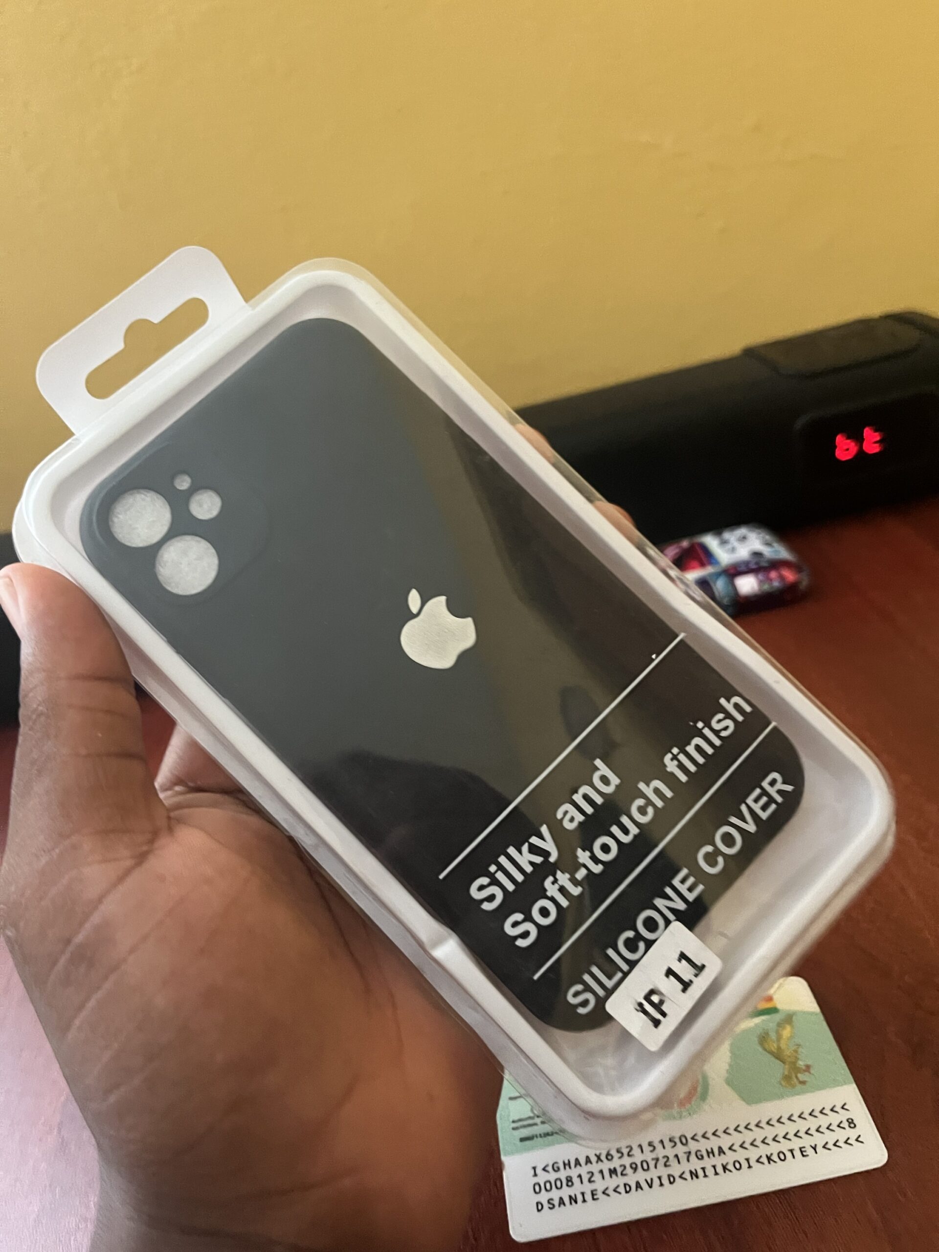 iPhone 11 cover