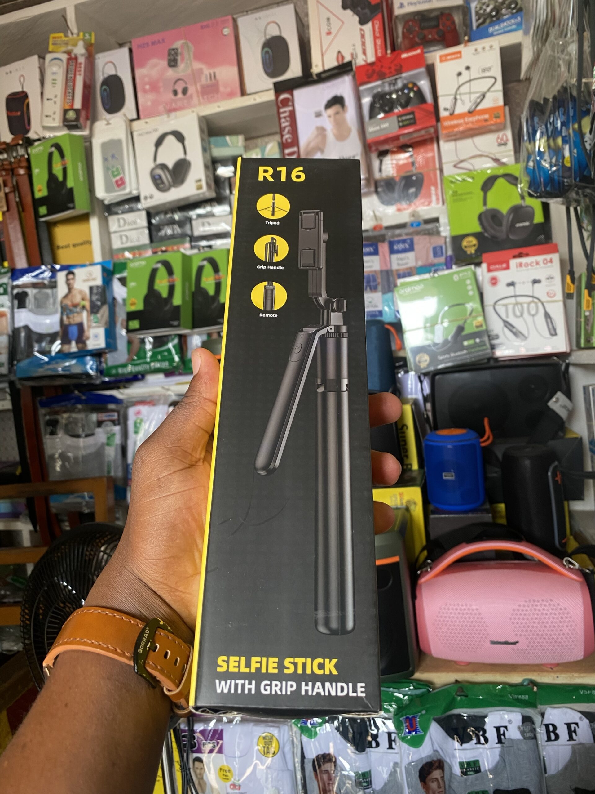 R16 Selfie Stick - Very Long - Image 2